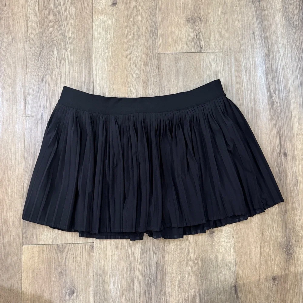 Lululemon Black Pleated Tennis Skirt Skort High Rise LW8AJYS Size 14